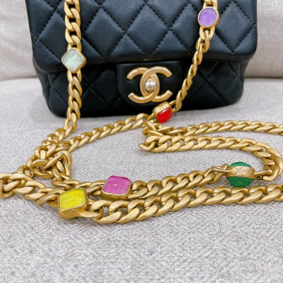 90% NEW CHANEL BLACK LAMB LEATHER SQUARE BAG - Picture 2 of 15